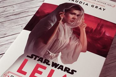 Das Cover von Star Wars: Leia, Prinzessin von Alderaan bildet die junge Leia Organa ab.